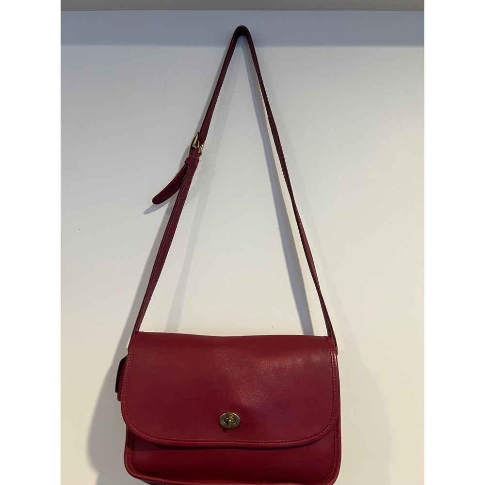COACH VINTAGE CITY BAG CROSSBODY  GLOVE TANNED LEATHER HANDBAG 9790 BURGUNDY